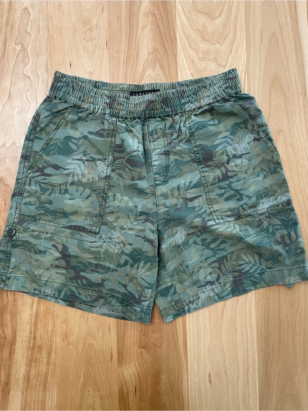Sanctuary Women’s 28 Camo Convertible Bermuda Shorts